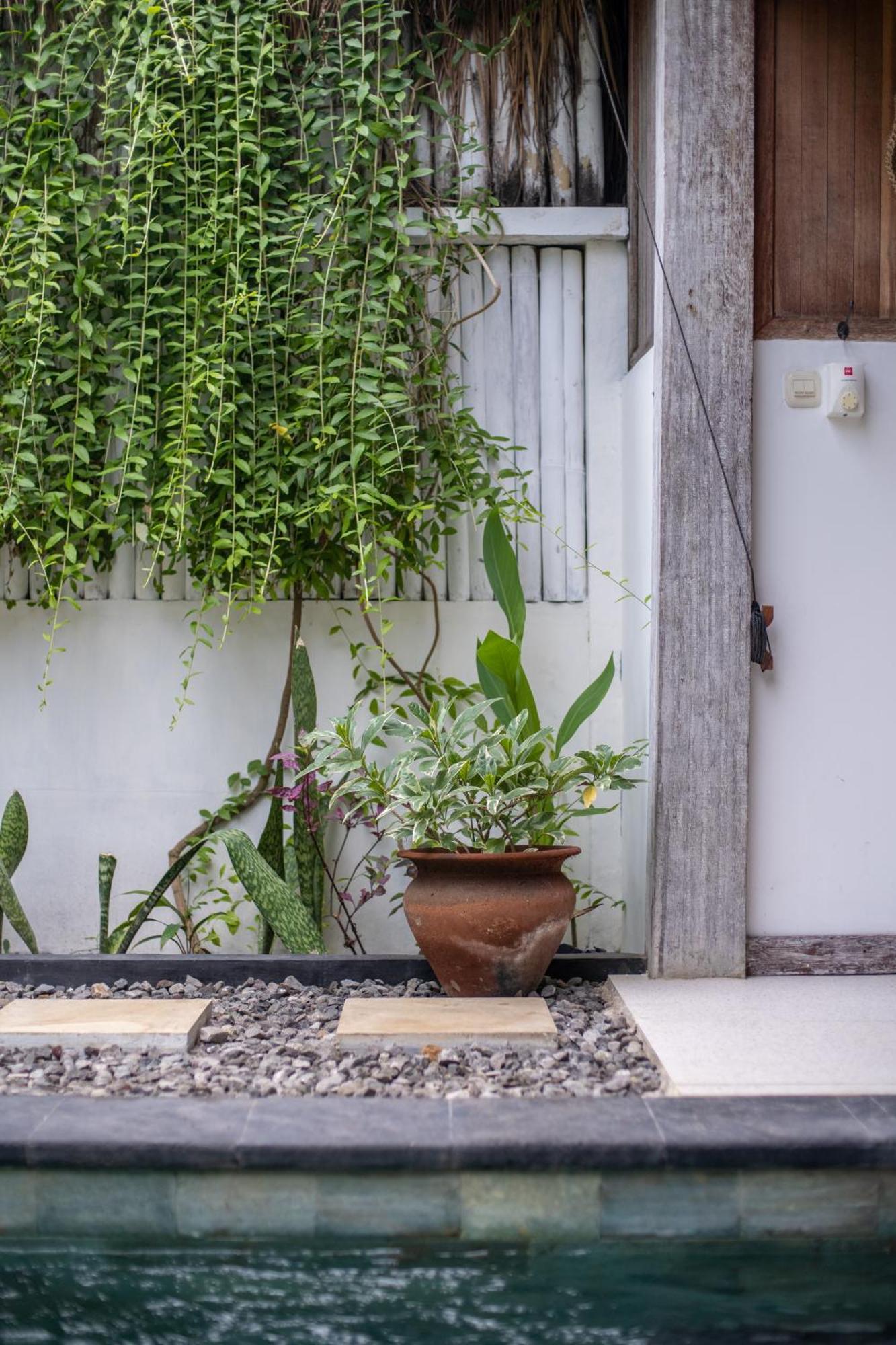 Akasia Villas Gili Air Exteriör bild