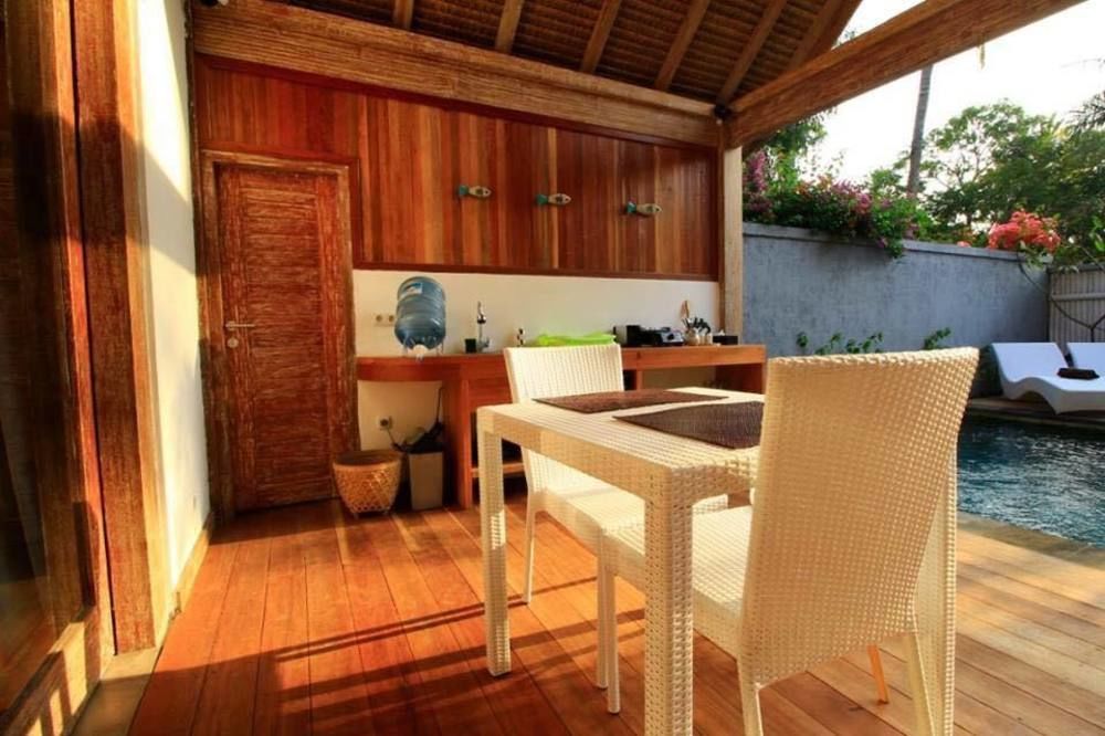 Akasia Villas Gili Air Exteriör bild